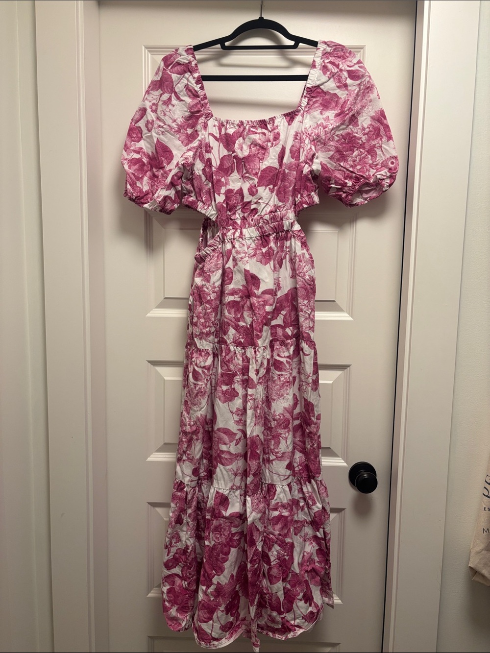 Pink Floral Puff-Sleeve Maxi Dress